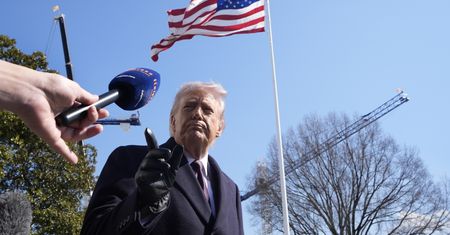 "Spuszczamy im łomot". Trump zapowiada duże uderzenie