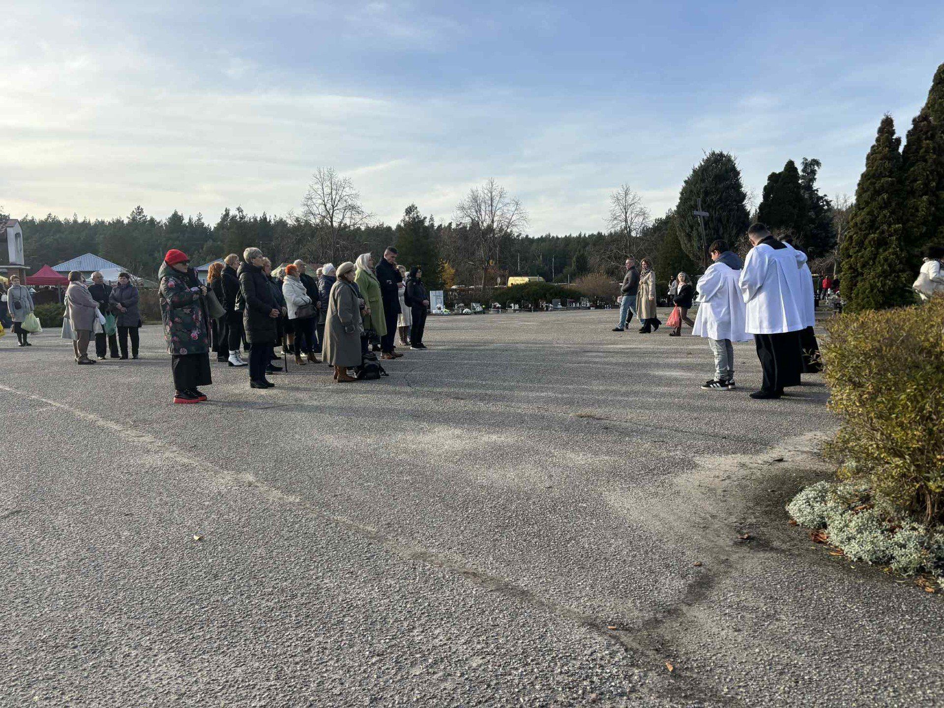 Wszystkich Świętych na cmentarzu komunalnym w Pińczacie.