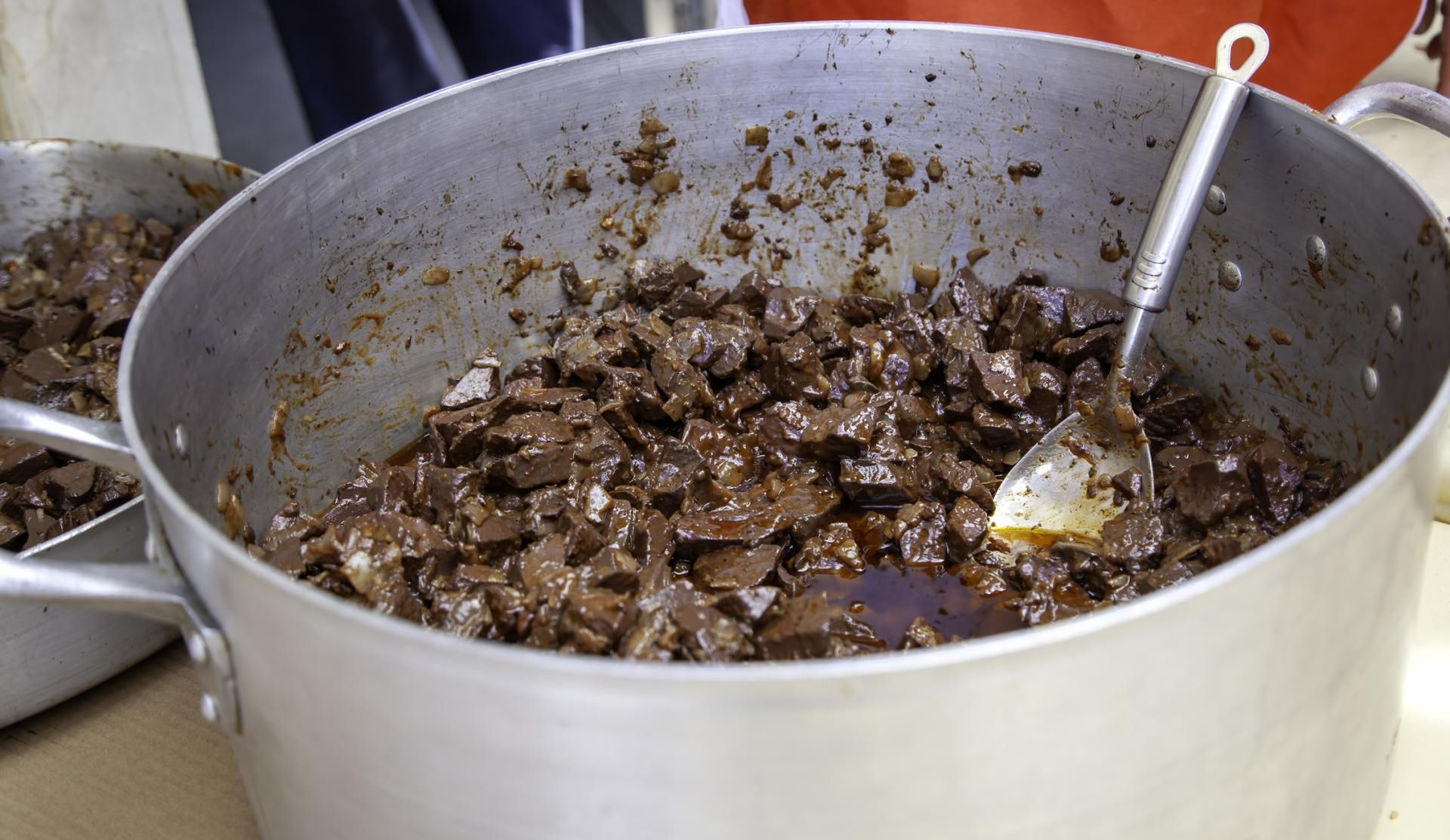 Czerwone mięso może powodować raka jelita grubego