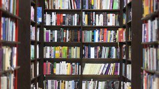 Spóźniony zwrot książki do biblioteki? Kara może skończyć się na kilku złotych, ale nie zawsze
