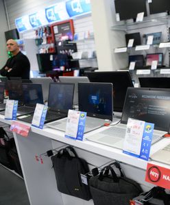 Widać, że pracujemy z domu. Sprzedaż ratalna laptopów wzrosła o 825 proc.