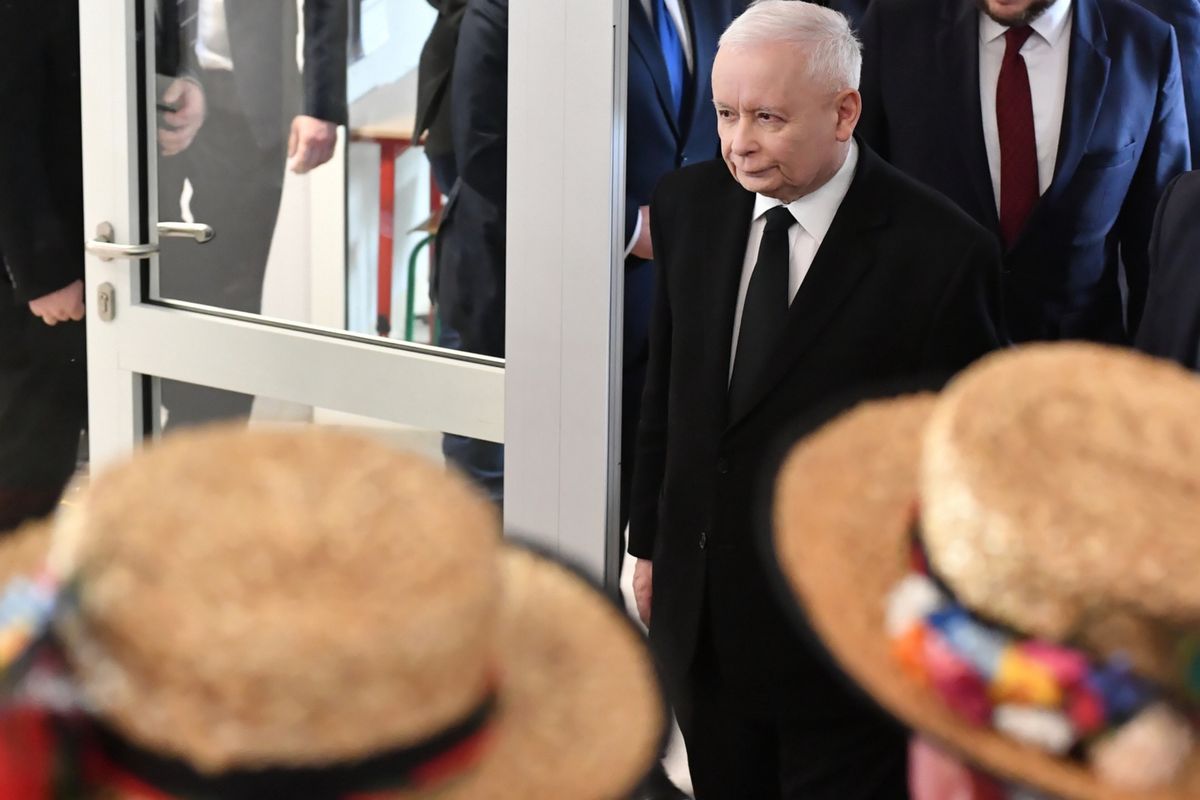 Jarosław Kaczyński podczas konwencji PiS w Janowie Lubelskim