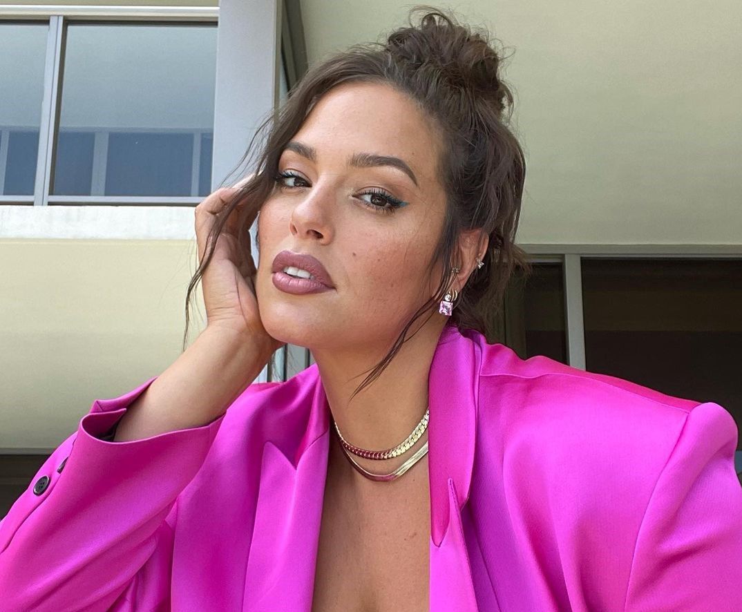 Ashley Graham pokazała odważne nagie zdjęcie. "Ciało kobiety to cud"