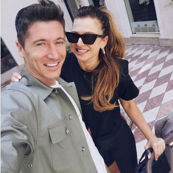 Anna Lewandowska gratuluje Robertowi