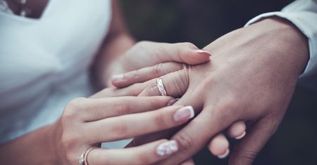 Mężczyźni o tych imionach to "trudni" mężowie. Krótka lista