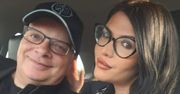 Skiba zakochał się w młodszej o 26 lat Karolinie. Teściowie musieli pomóc