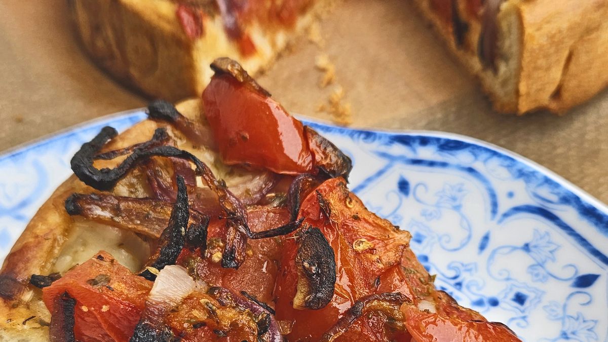 LADENIA drożdżowy placek z warzywami 