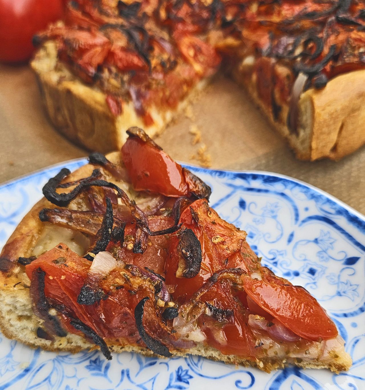 Grecy też mają swoją pizzę. W wersji z serem feta smakuje obłędnie