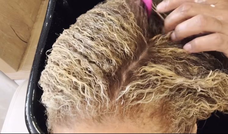 Tak wygląda Beyoncé w naturalnych włosach