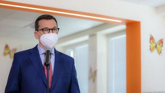 Luzowanie obostrzeń. Premier zmienia majowy plan