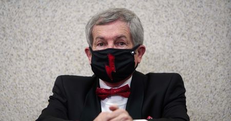 "Dziadek Rysiek" uniewinniony. Policja musi zapłacić 1200 zł