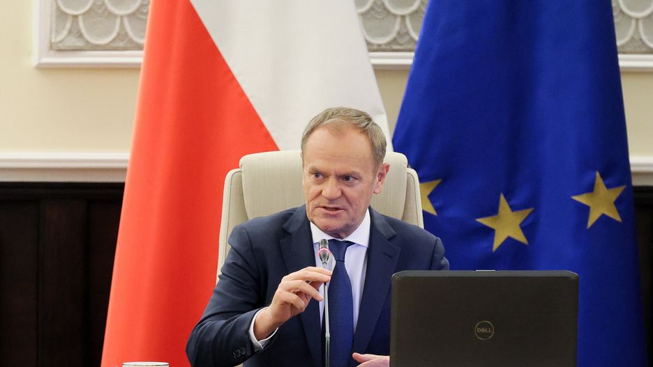 Warszawa, 03.01.2024. Premier Donald Tusk podczas posiedzenia rządu, 3 bm. w siedzibie Kancelarii Prezesa Rady Ministrów w Warszawie. (amb) PAP/Paweł Supernak