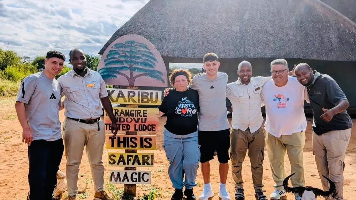 Pedri i rodzina na wakacjach w Tanzanii