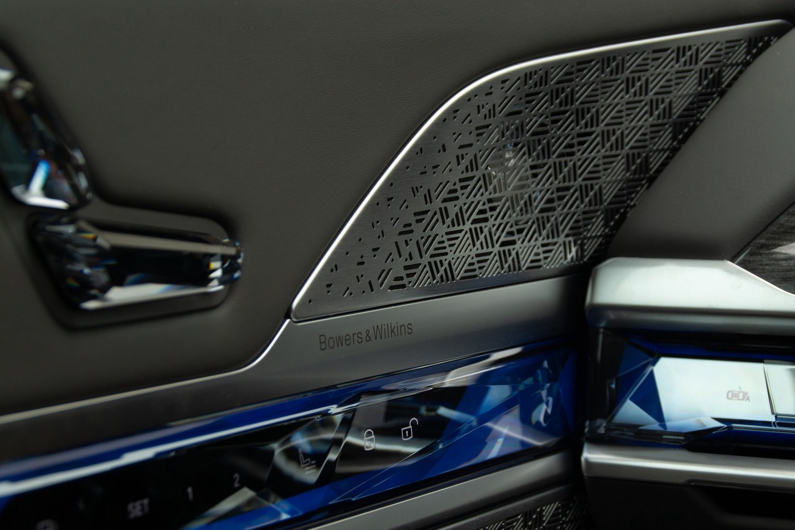 BMW M760e xDrive