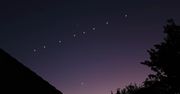 Satelity Starlink nad Polską. Kiedy podziwiać "kosmiczny pociąg?"