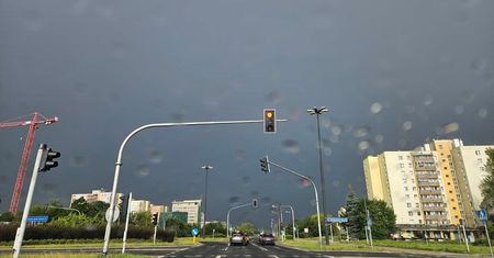 Upalny czwartek w Lublinie i regionie. IMGW ostrzega przed temperaturą powyżej 30°C i burzami