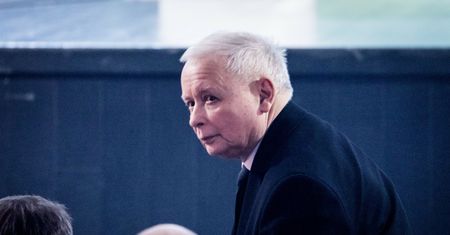 To stąd PiS weźmie pieniądze na 800 plus? Możliwe "uderzenie w kierunku klasy średniej"