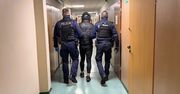 Radomsko: Interwencja w sprawie awantury domowej. 30-latek zatrzymany z bronią i narkotykami