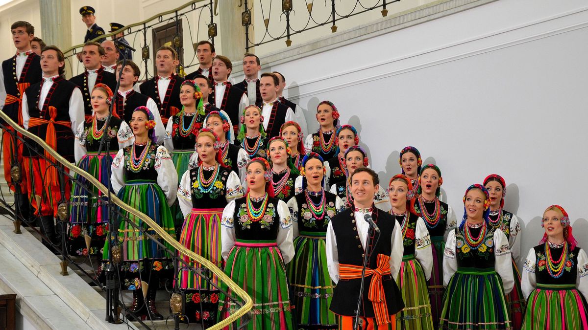 Zespół Mazowsze podczas koncertu w Sejmie.