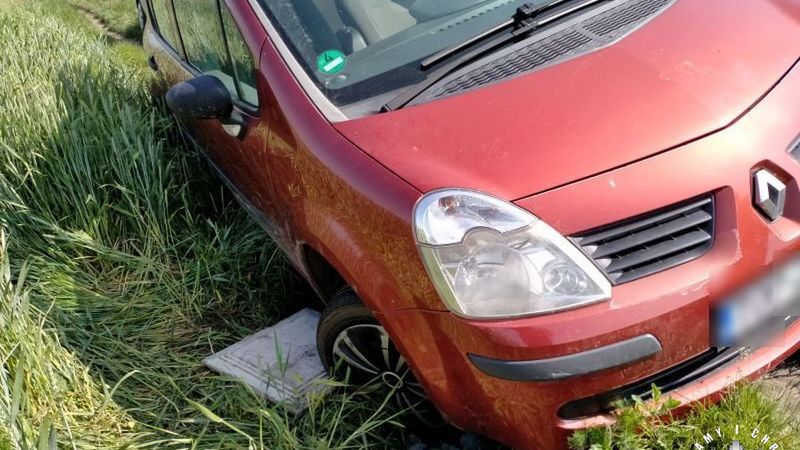 Małoletni chłopiec jechał autem osobowym