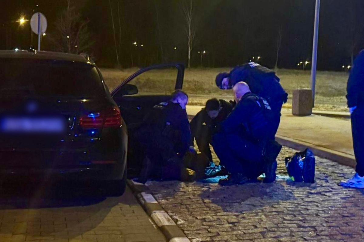 Policjanci uratowali życie 26-latka. Czeka na przeszczep