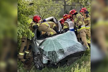 Tragiczny wypadek w Jeżówce. Nie żyje 18-latka