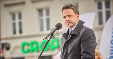 Co z euro w Polsce? Trzaskowski odpowiedział na postulat Mentzena