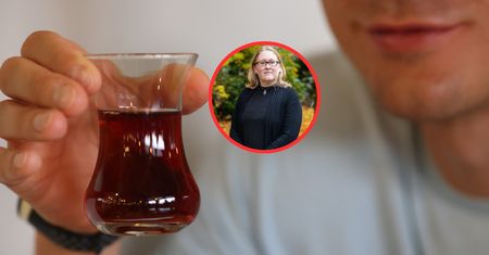 Hepatolog ostrzega. Pozornie zdrowe, a rujnują wątrobę