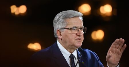 Komorowski o nowej pracy Dudy. "Jestem ostatnim do krytykowania"