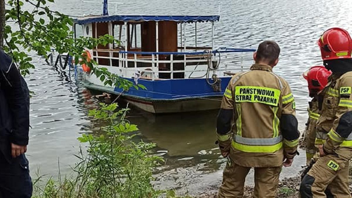 Tonął statek wycieczkowy na Jeziorze Żywieckim