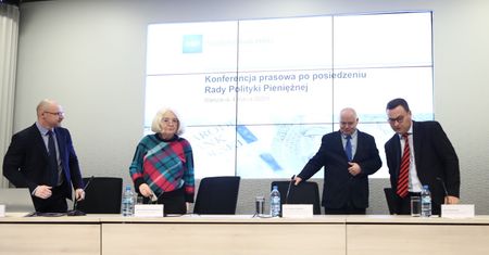 Stopy procentowe. RPP nie schodzi z obranego kursu