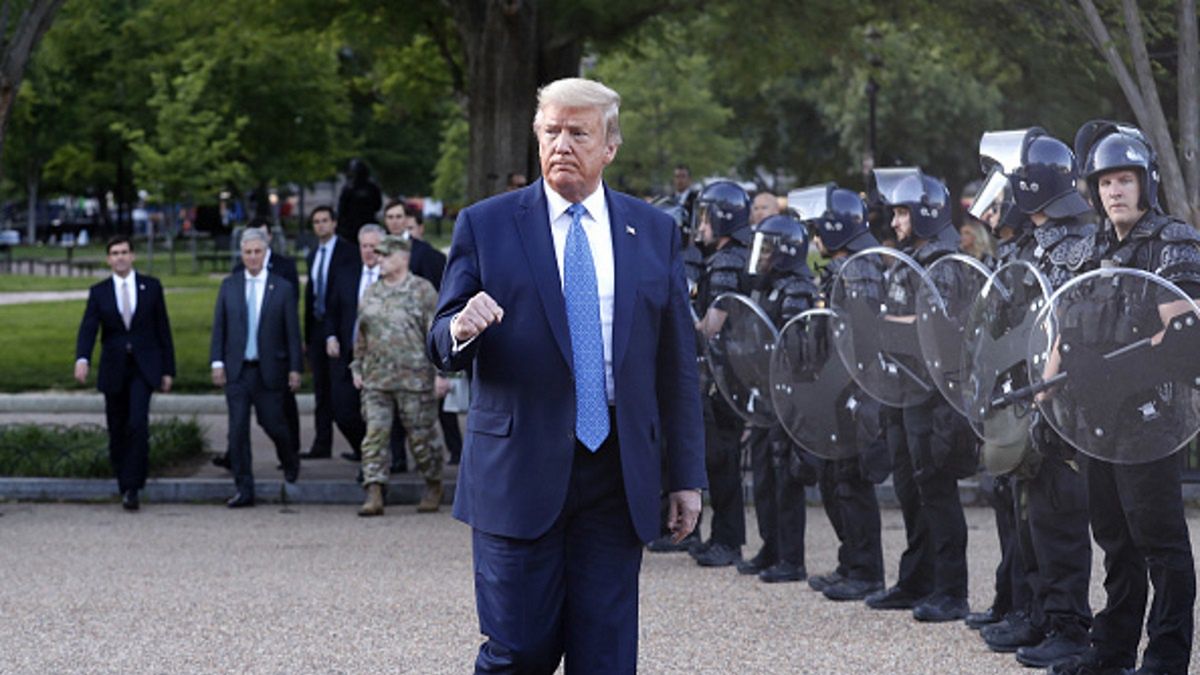 Donald Trump zapowiada, że jeśli protesty nie ustaną, wyśle przeciw protestującym wojsko