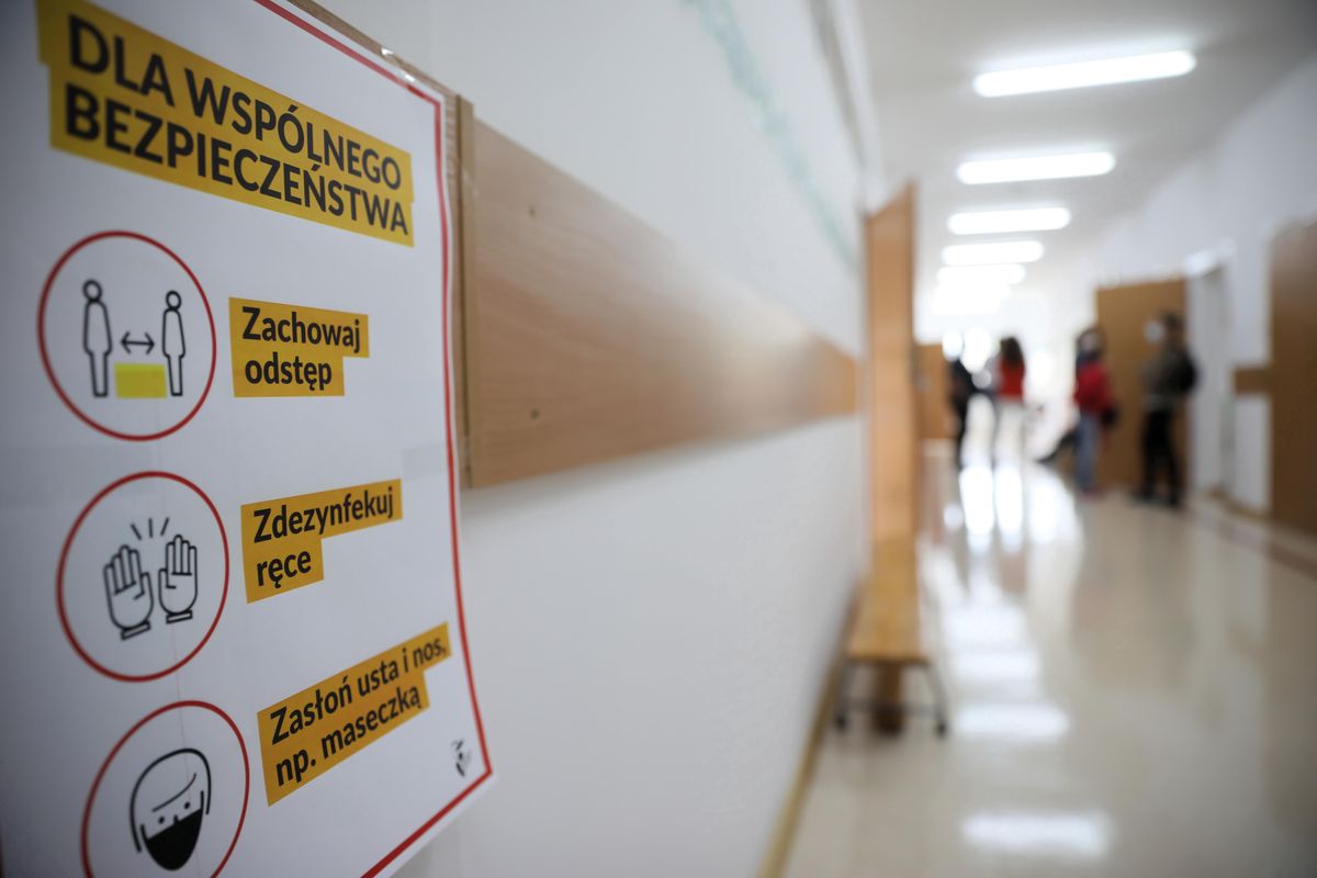 Szkoła. Zakażenie koronawirusem wykryto w czwartej podstawówce w Radomiu