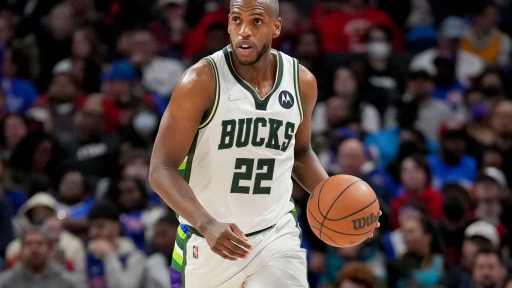 Zdjęcie okładkowe artykułu: Getty Images / Nic Antaya / Na zdjęciu: Khris Middleton