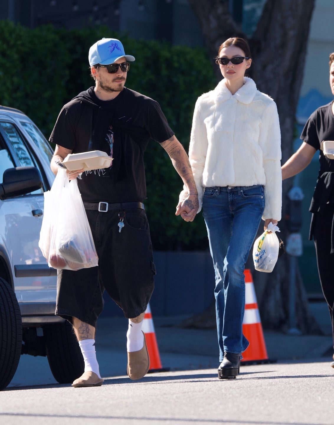Brooklyn Beckham i Nicola Peltz robią zakupy z jej bratem