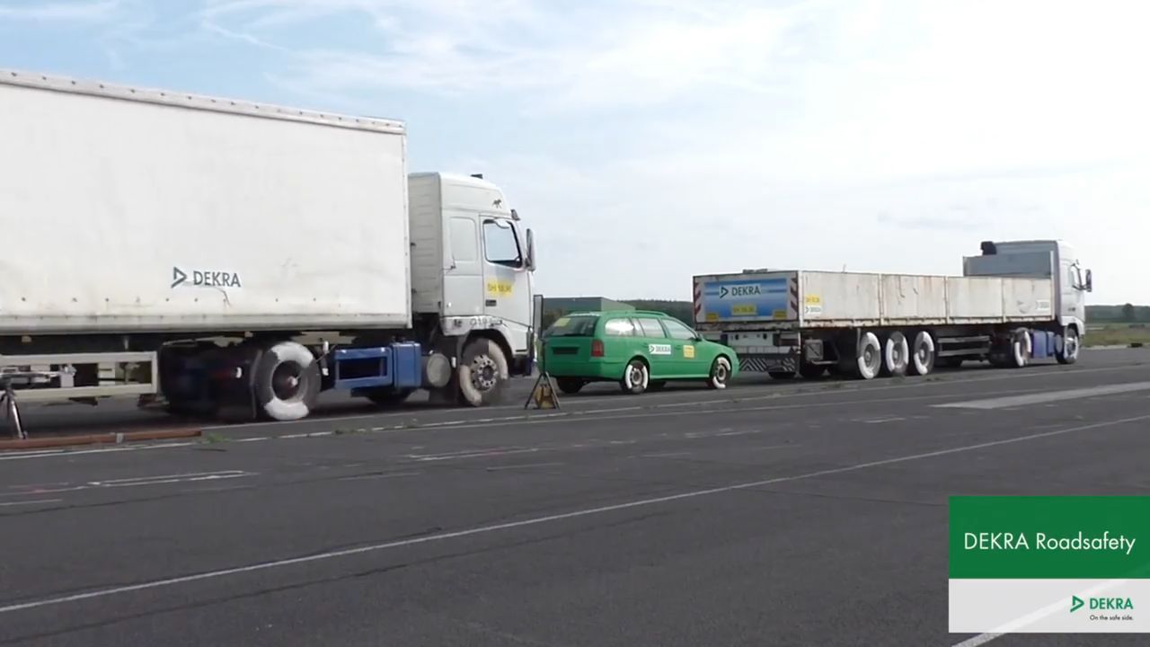 Przerażające wideo pokazuje, co się dzieje, gdy ciężarówka nie wyhamuje