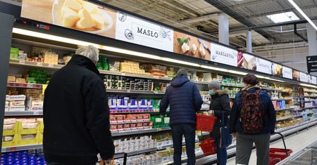Takie podwyżki od nowego roku. Zdrożeje chleb i alkohol