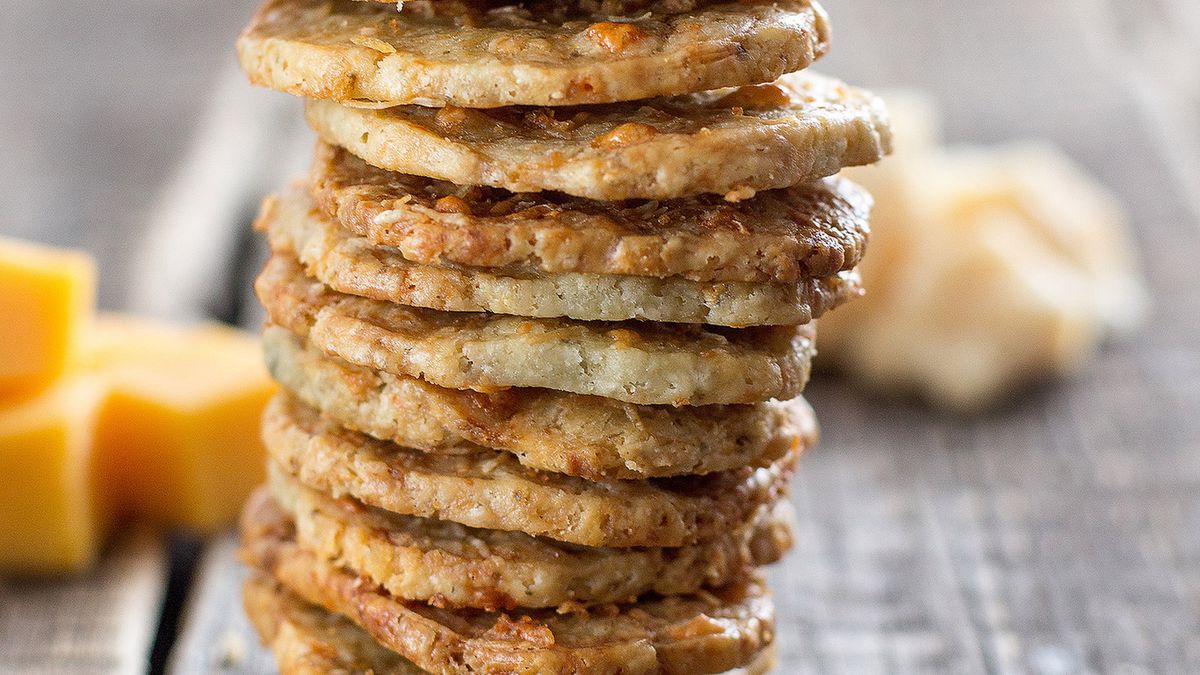 Krakersy pszenne o obniżonej zawartośći tłuszczu