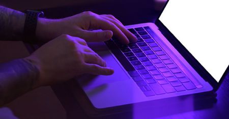 Belg czatował z botem. Po 6 tygodniach wpadł w depresję i zabił się