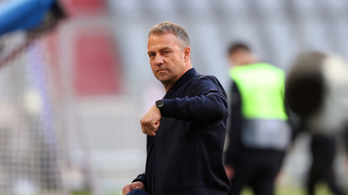 PAP/EPA / Alexander Hassenstein / Na zdjęciu: Hansi Flick