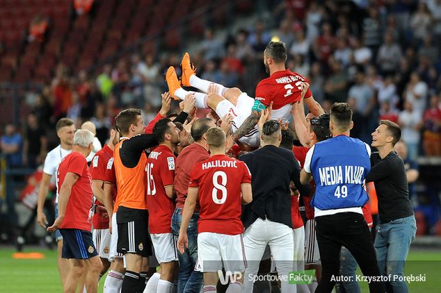 Pierwsze pożegnanie Pawła Brożka, 2008 rok