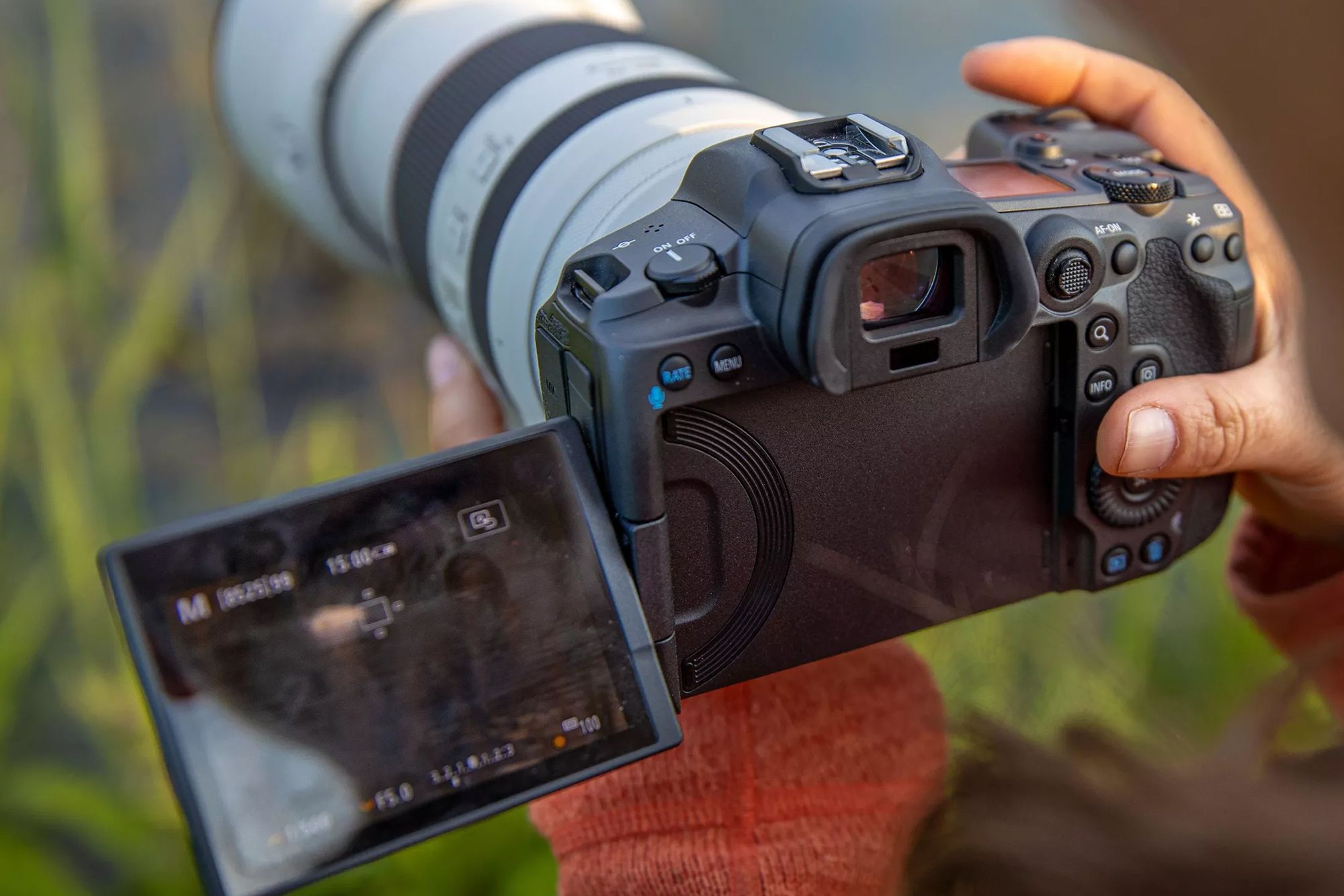 Bezlusterkowce Canon. Najlepsze aparaty bezlusterkowe japońskiego producenta 8