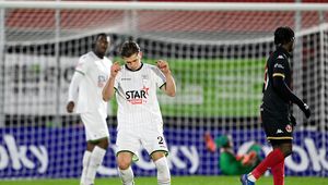 2 miliony euro. Polak uruchomił specjalną klauzulę