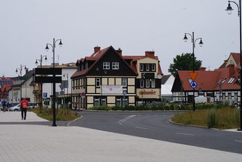 Ustka: Sezon turystyczny ujawnia problem z parkowaniem dla osób niepełnosprawnych