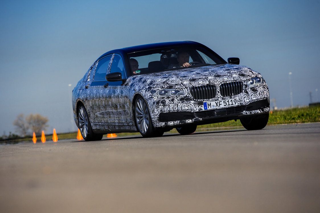 Technika nowego BMW serii 7 – co nowego w topowej limuzynie BMW?