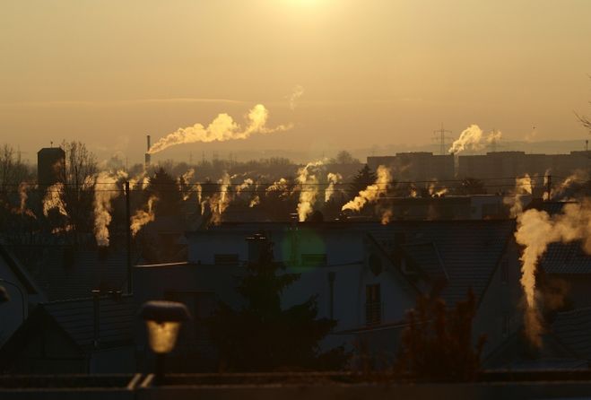 Termomodernizacja domów jednorodzinnych a jakość powietrza w Polsce