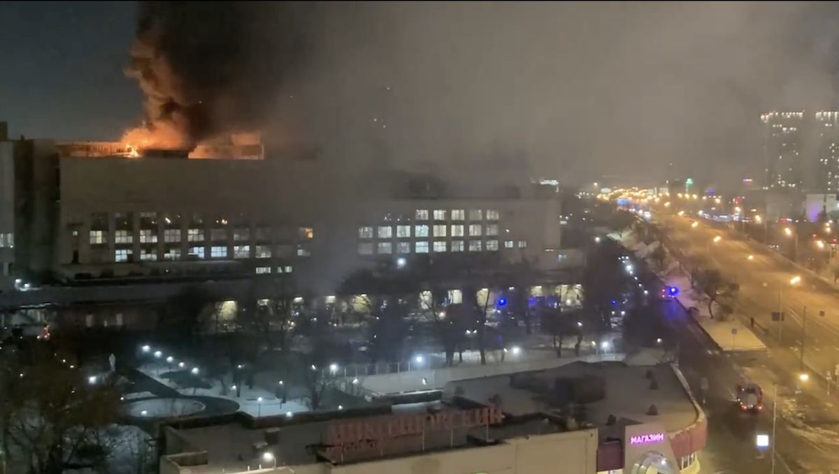 Pożar w Moskwie. Duży zakład stanął w ogniu