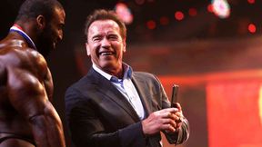 Nietypowe ćwiczenia Arnolda Schwarzeneggera. Trenował z... osłem