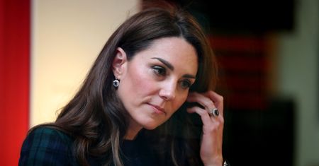 Macierzyństwo ją przytłoczyło. O pomoc poprosiła księżną Kate. "Ma doświadczenie"