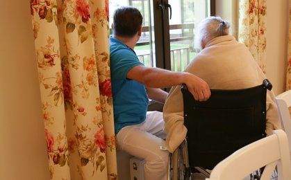 Opiekunowie niepełnosprawnych zyskają prawo do zasiłku dla bezrobotnych